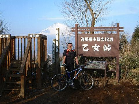 ���������猩���x�m�R